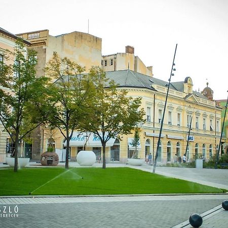 Ruben Apartman City Center Debrecen Exterior photo